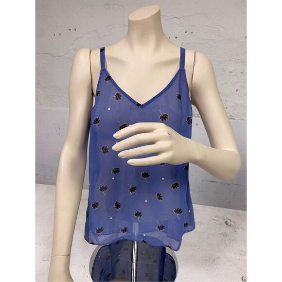 CAbi Blue/Black Floral 2-piece Scoop Shawl Sleeveless Blouse with Removable Cami - Picture 3 of 6